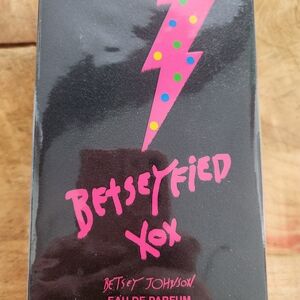 Betsey Johnson XOX Perfume 100ml
